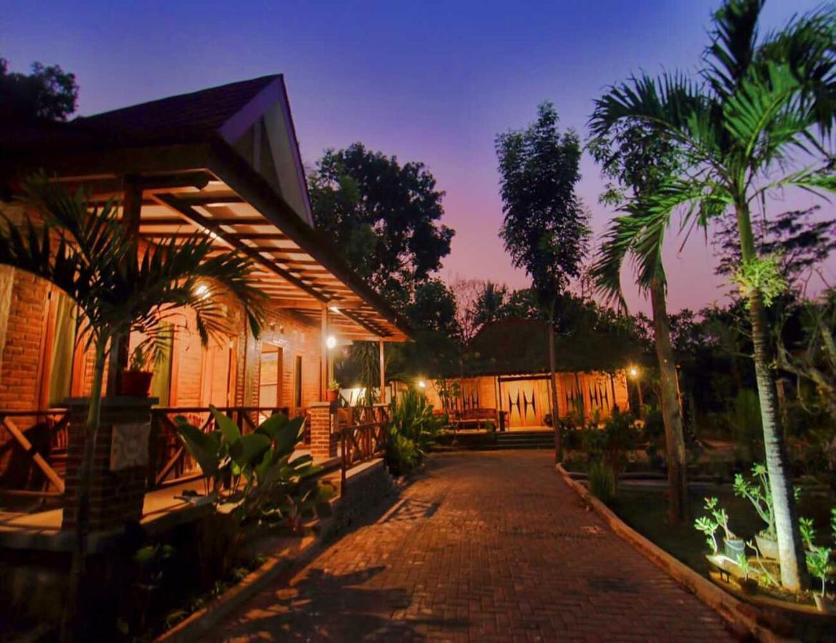 Omah Joglo Semarang Hotel Екстериор снимка